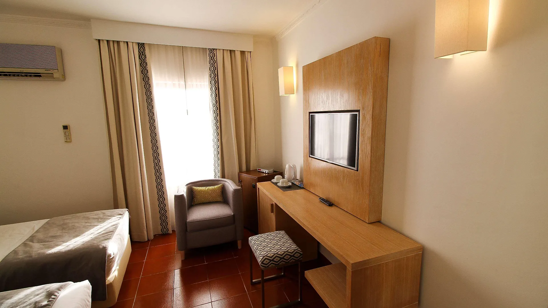 Best Western Hotel Dom Bernardo Faro