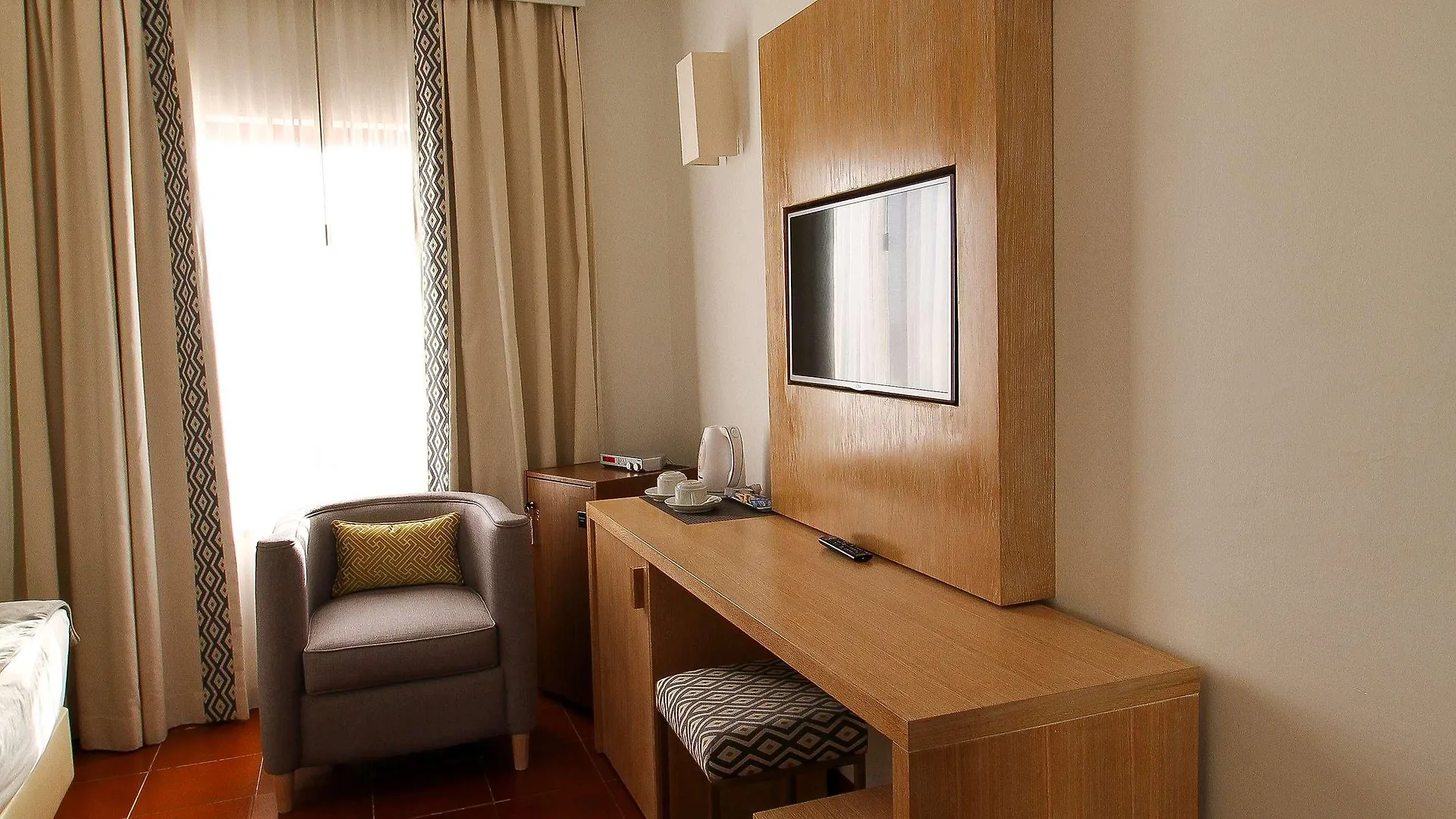 Best Western Hotel Dom Bernardo Faro